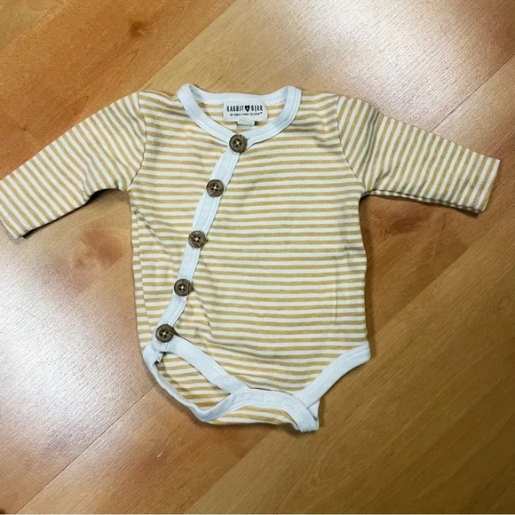 Rabbit & Bear Gold & White Striped 2-Piece Outfit Gender Neutral Baby Size 0-3M - Picture 3 of 8